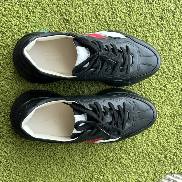 Gucci rhyton shoes